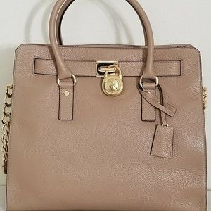 MICHAEL KORS HAMILTON LARGE TAN DARK KHAKI LEATHER GOLD LOCK NS TOTE BAG